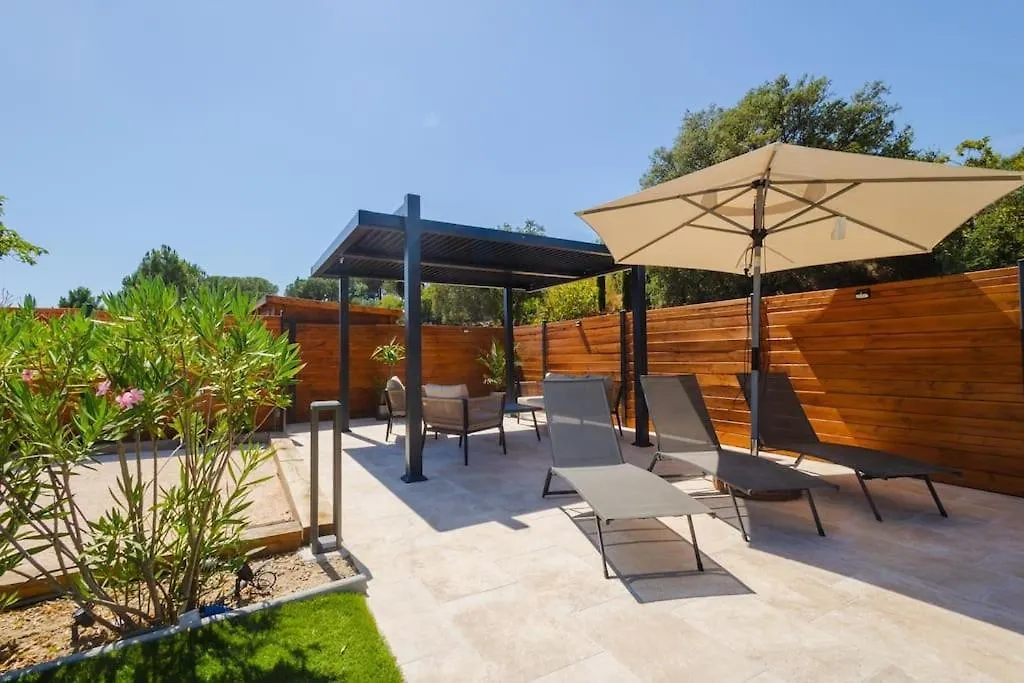 Villa Maudroume بورم لي ميموزا فرنسا