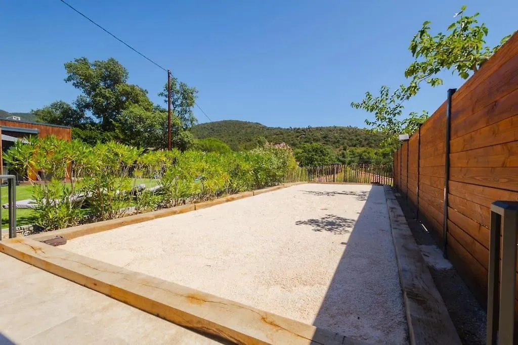 Villa Maudroume بورم لي ميموزا
